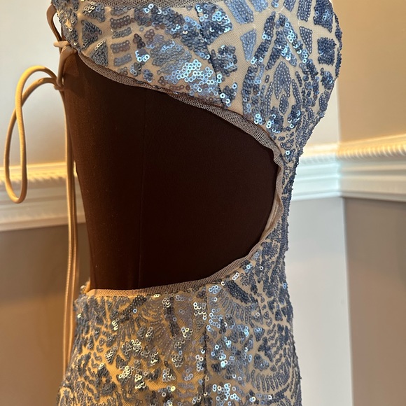 Camille La Vie Sequin Gown - Picture 7 of 7